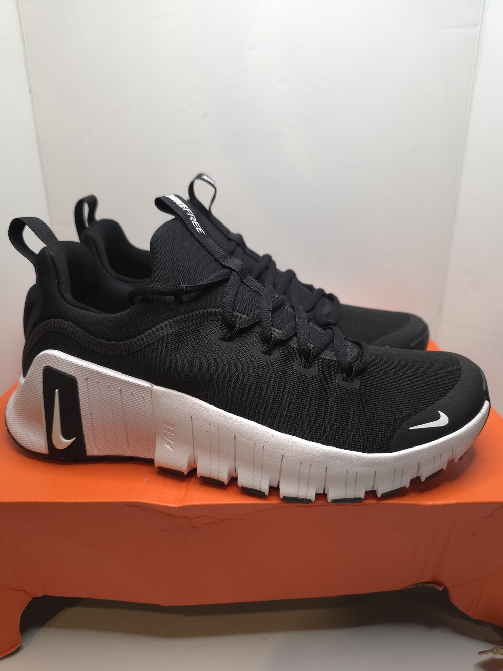 Nike Free Metcon 6 Black White Women's 9 Training Shoes FJ7126-001